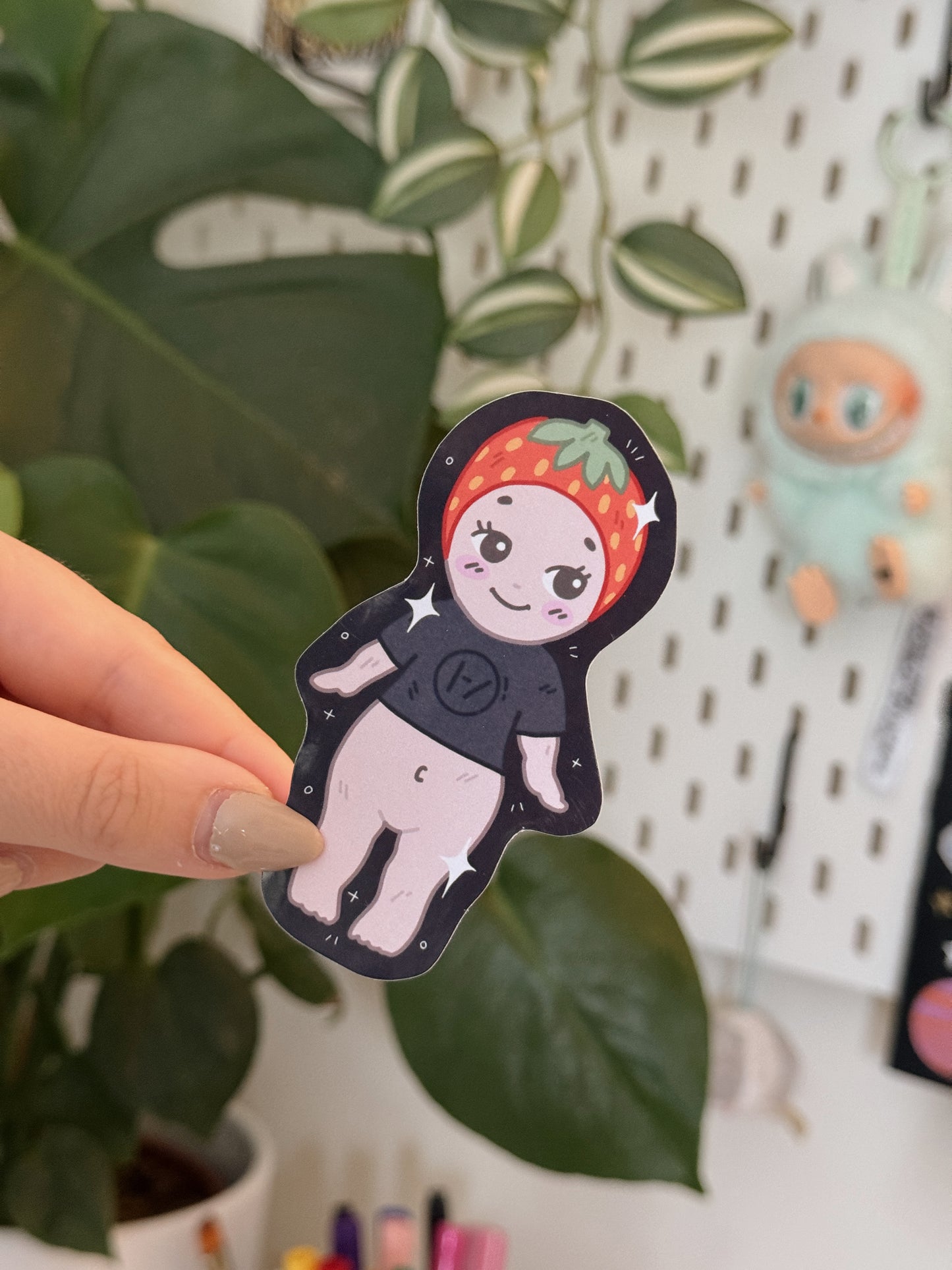 TØP sonny angel sticker