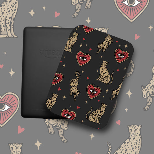 Leopard hearts E-reader Insert