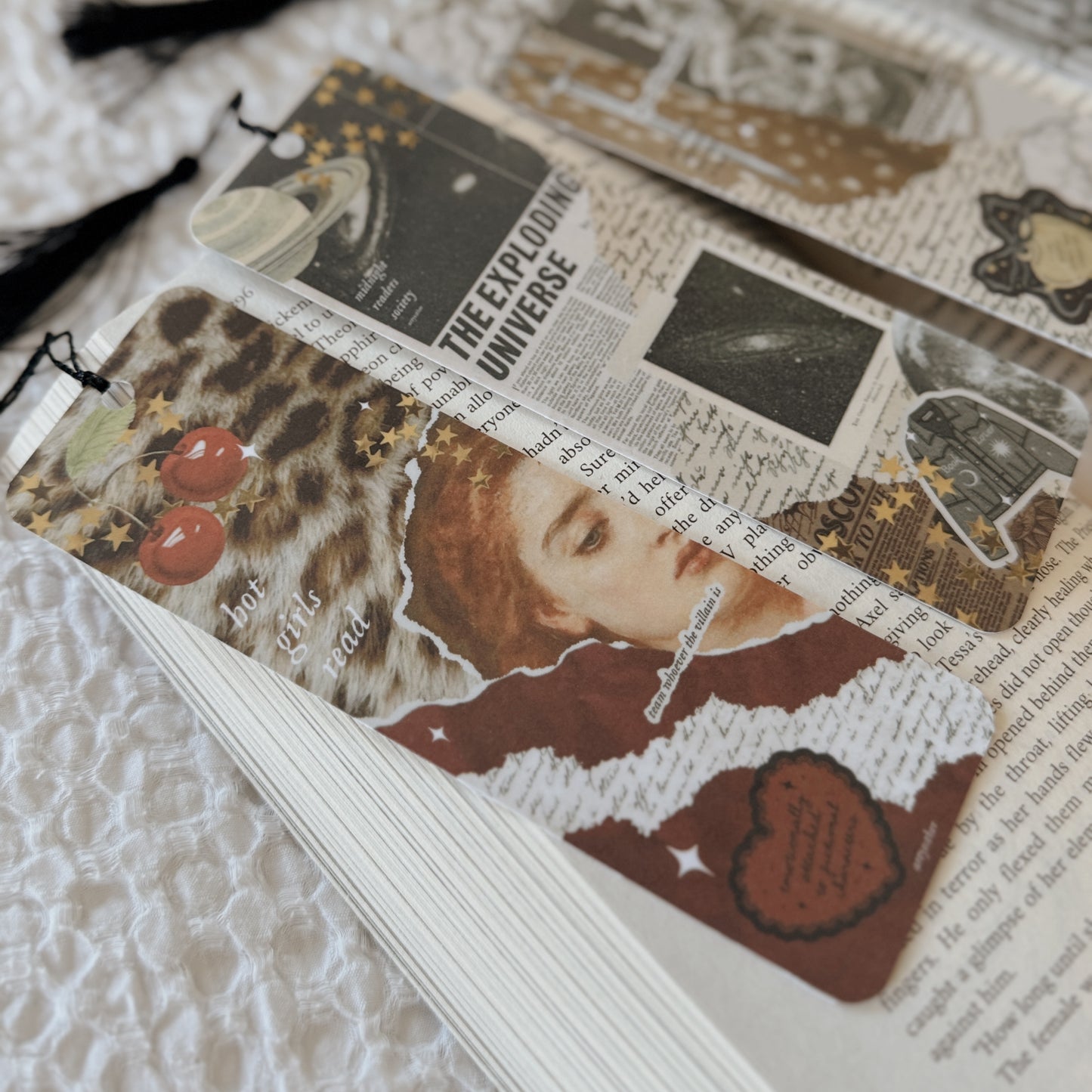 Hot girls read Bookmark