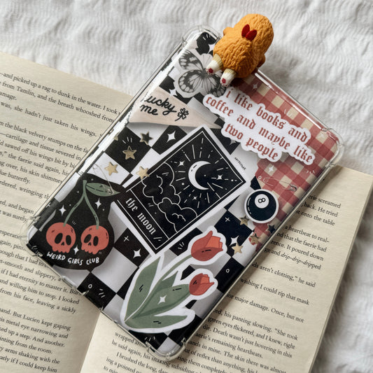 Tulip Red E-reader insert