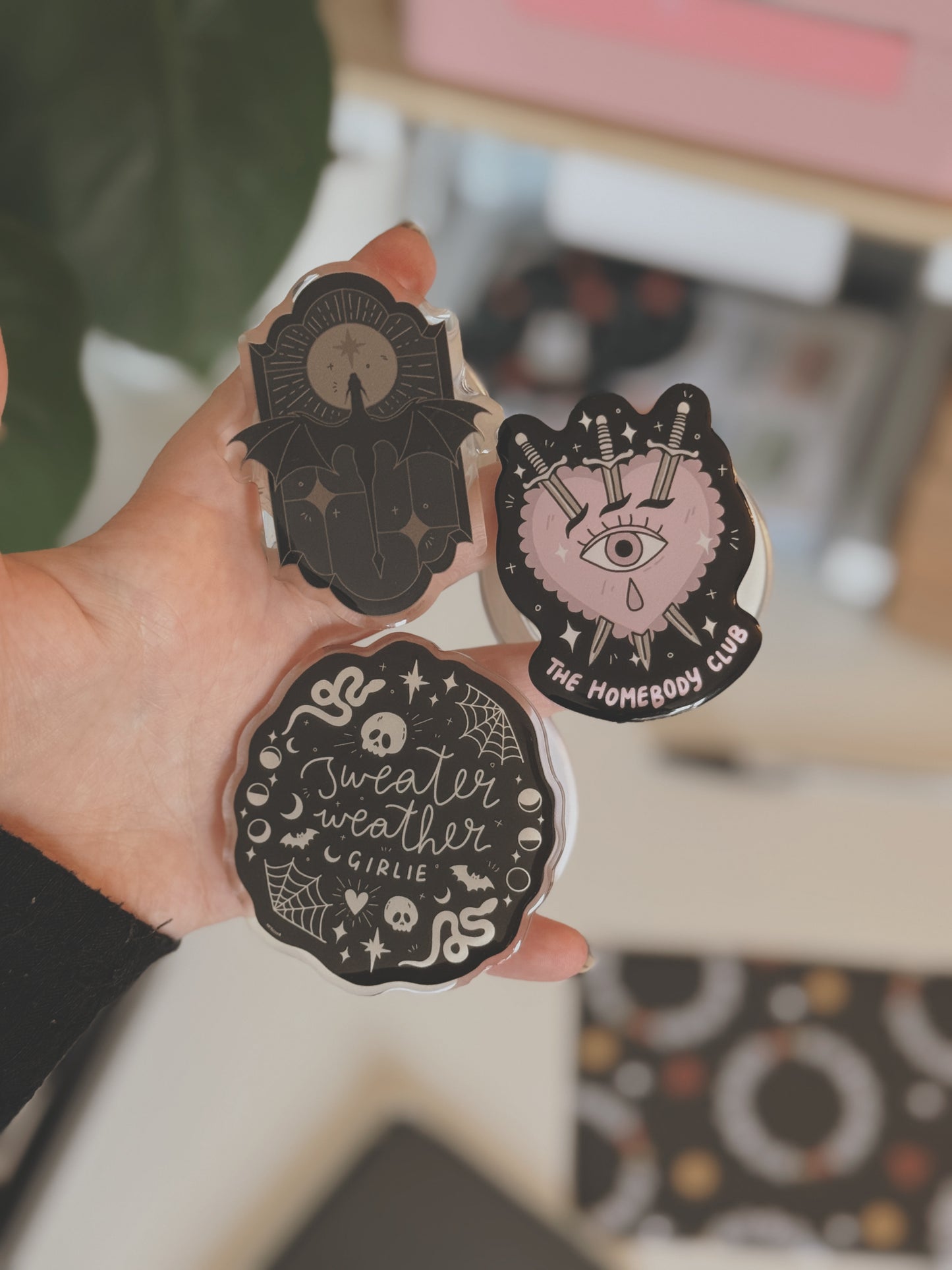 Stained Glass Dragon magnetic grip - PREORDERS