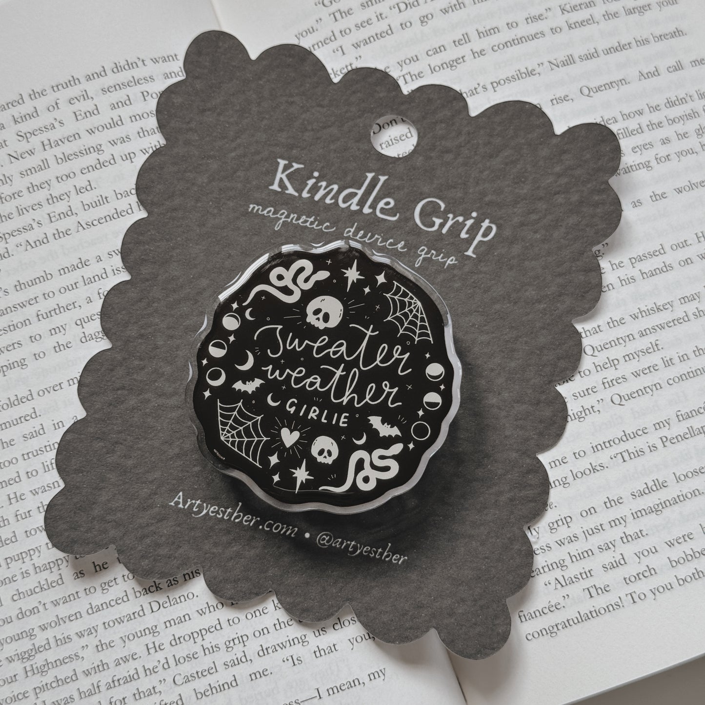 Sweater Weather girlie Magnetic grip - PREORDERS