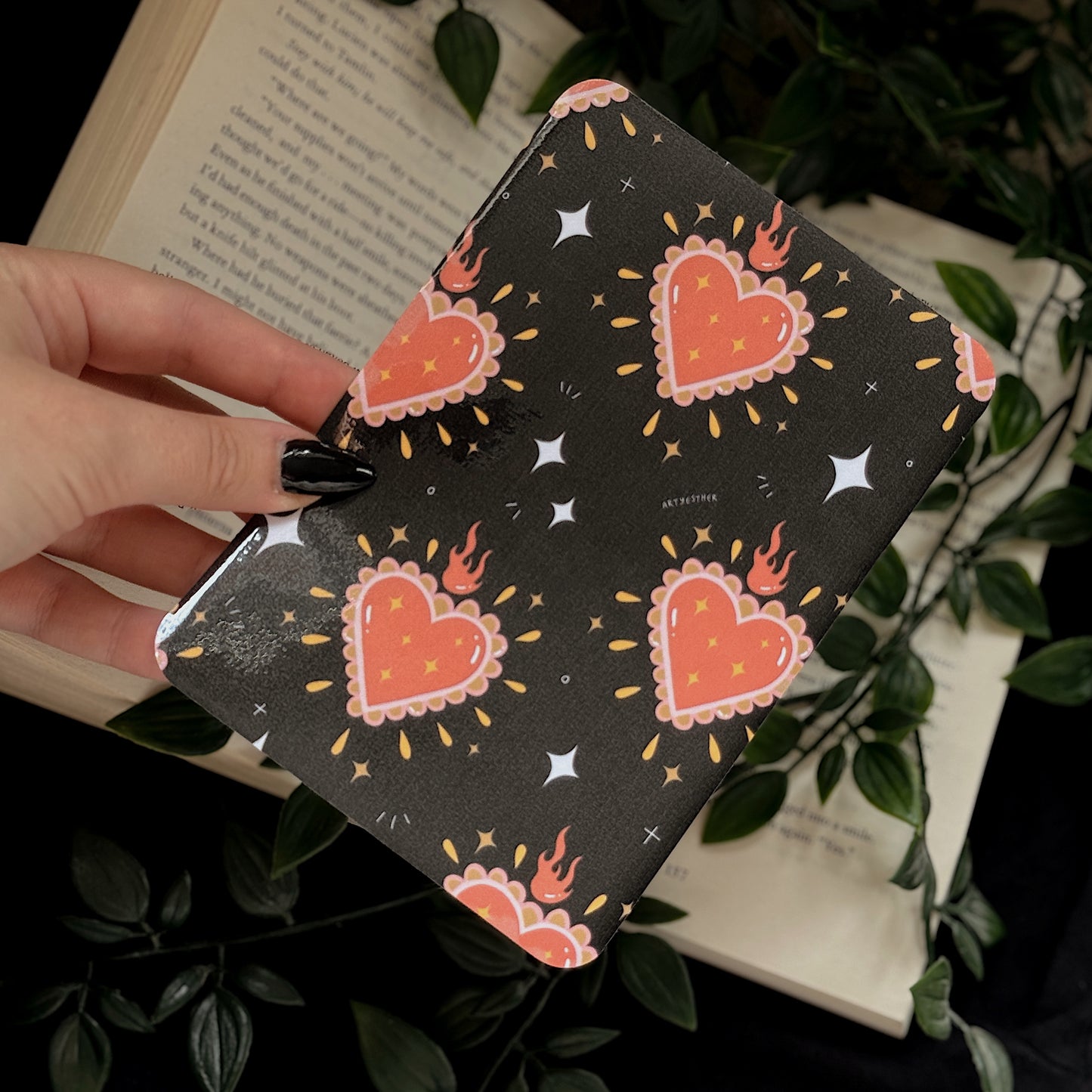 Sacred hearts E-reader insert